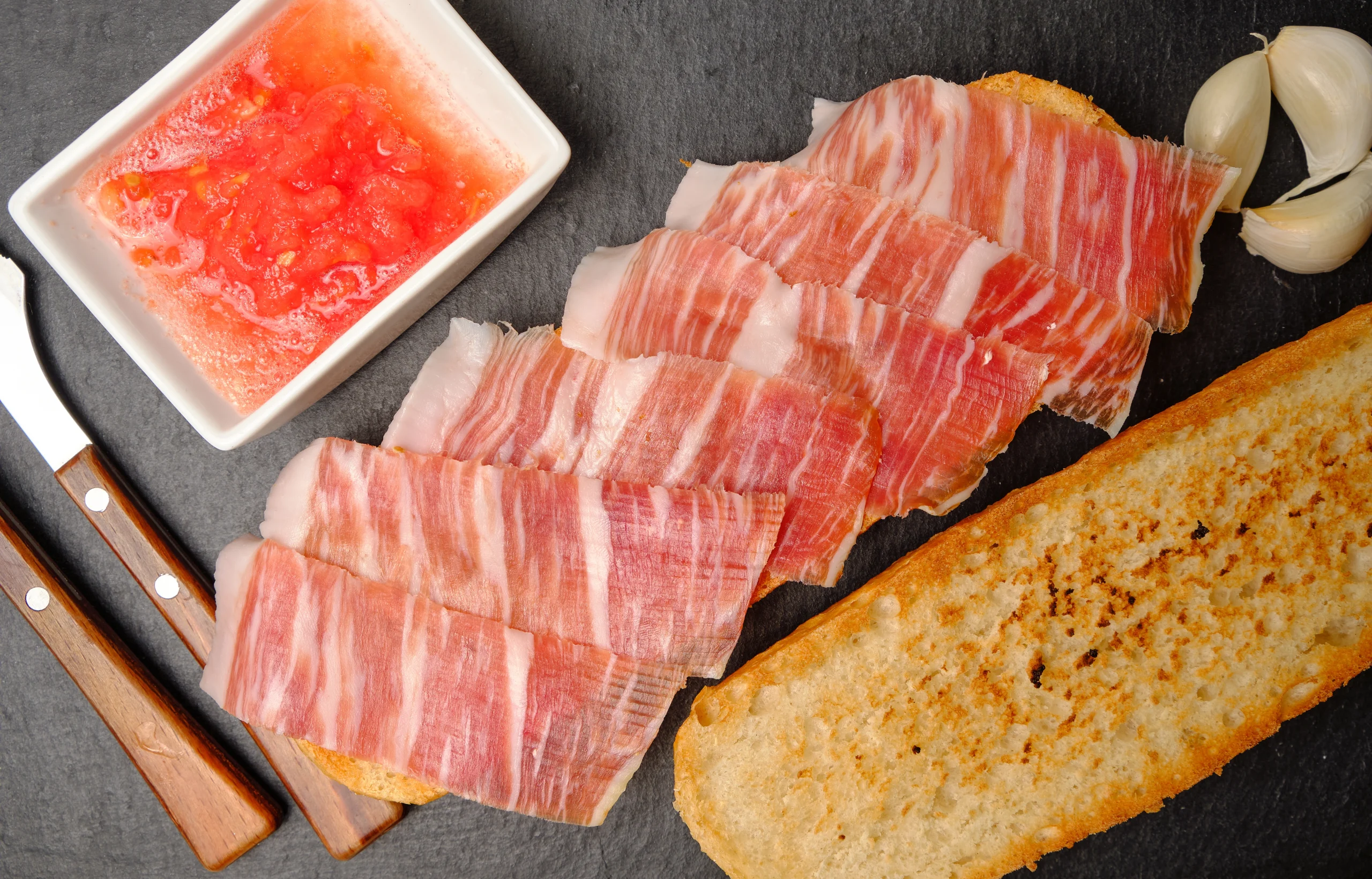 puedo llevar jamon en el avion